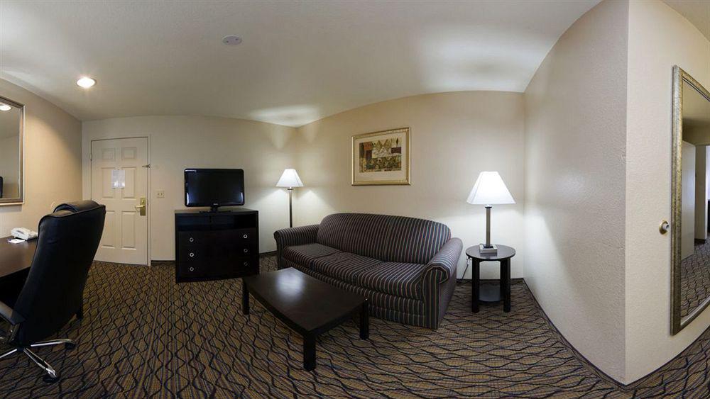 Holiday Inn Express & Suites Columbus East - Reynoldsburg By Ihg Bagian luar foto