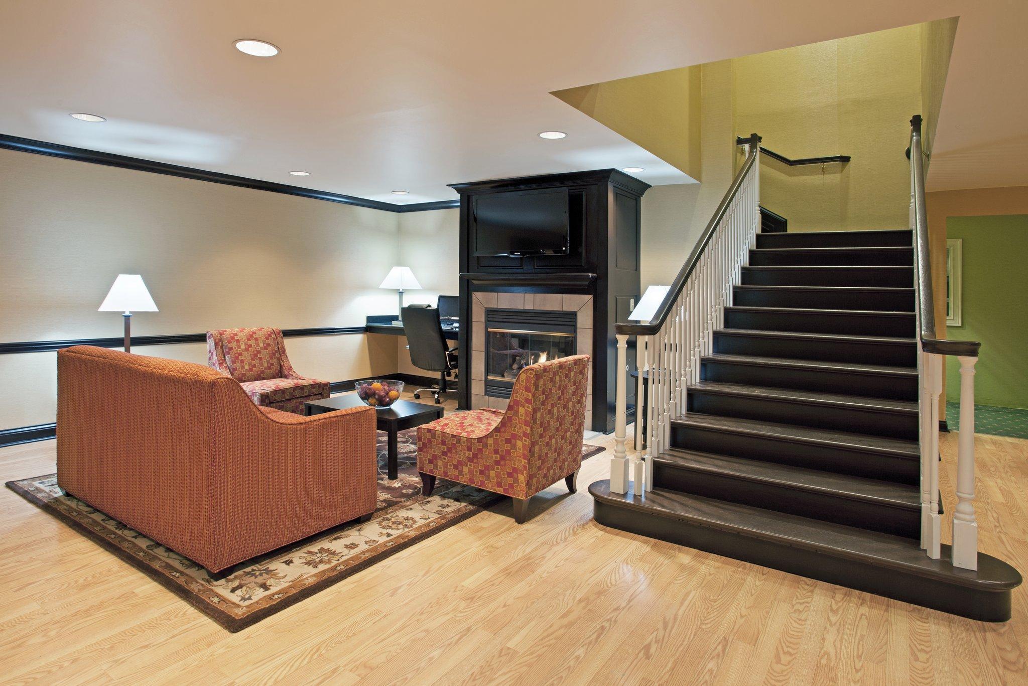 Holiday Inn Express & Suites Columbus East - Reynoldsburg By Ihg Bagian luar foto